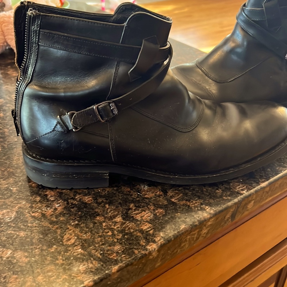 Worn 3 times FRYE MENS BOOT